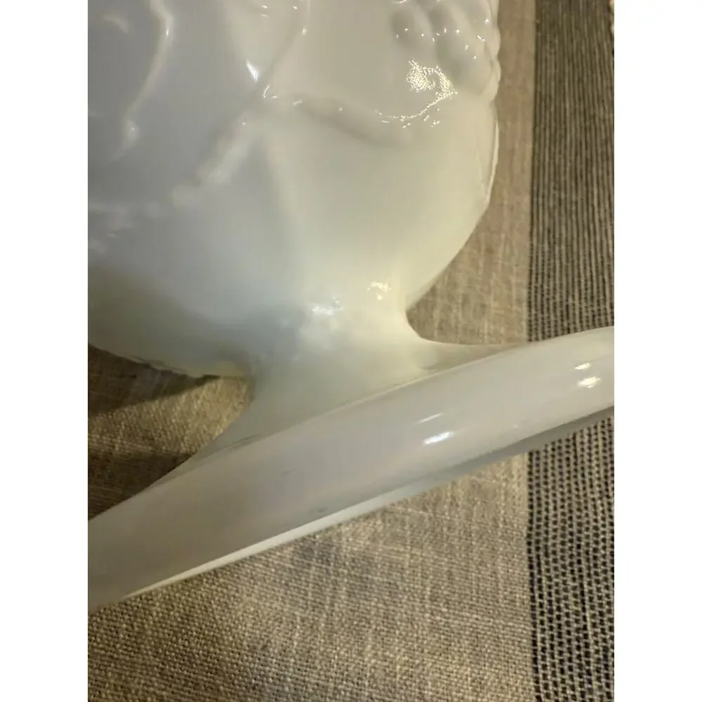 🍇 Vintage Indiana Colony Harvest Milk Glass Pitcher | White Grape & Vine | 10.”